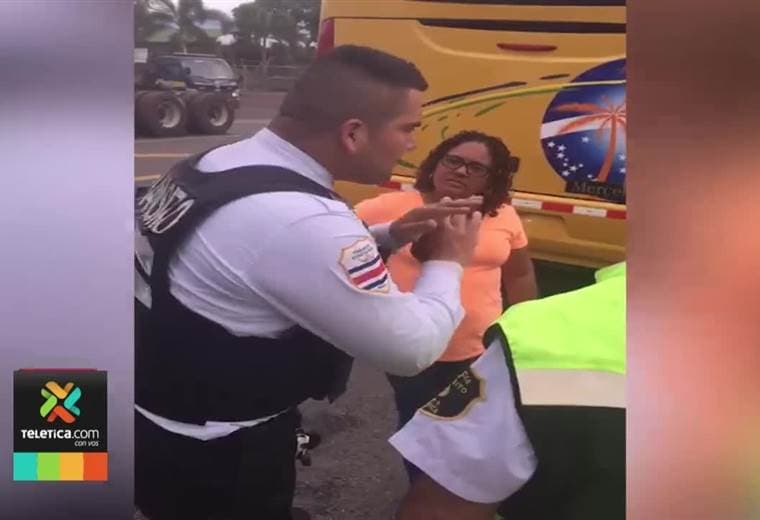 22 unidades de transporte público con huelguistas perdieron sus placas por incumplir Ley de Tránsito