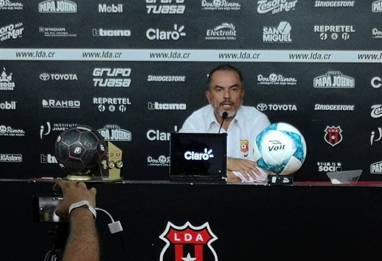 Jaime de la Pava, técnico del Club Sport Herediano |Foto Andrés González. 