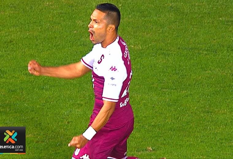 Saprissa vs Carmelita