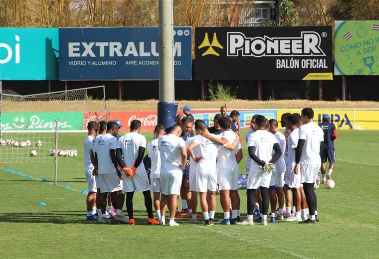 Entrenamiento de la Selección Nacional en el Proyecto Gol.|Fernando Araya