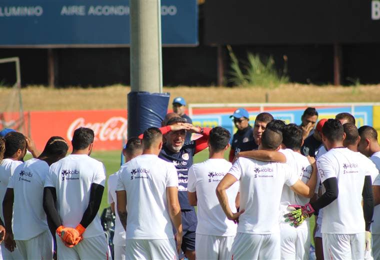 Entrenamiento de la Selección Nacional en el Proyecto Gol.|Fernando Araya