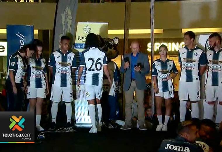 Presentación nuevo uniforme del Cartaginés