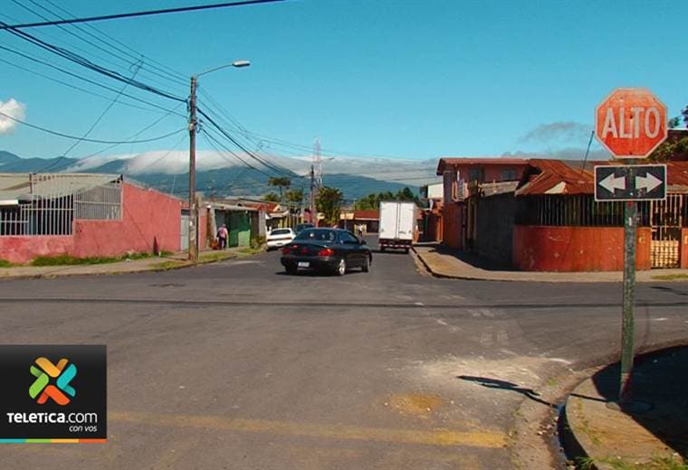 Municipalidad de Goicoechea señalizó peligroso cruce en Ipís