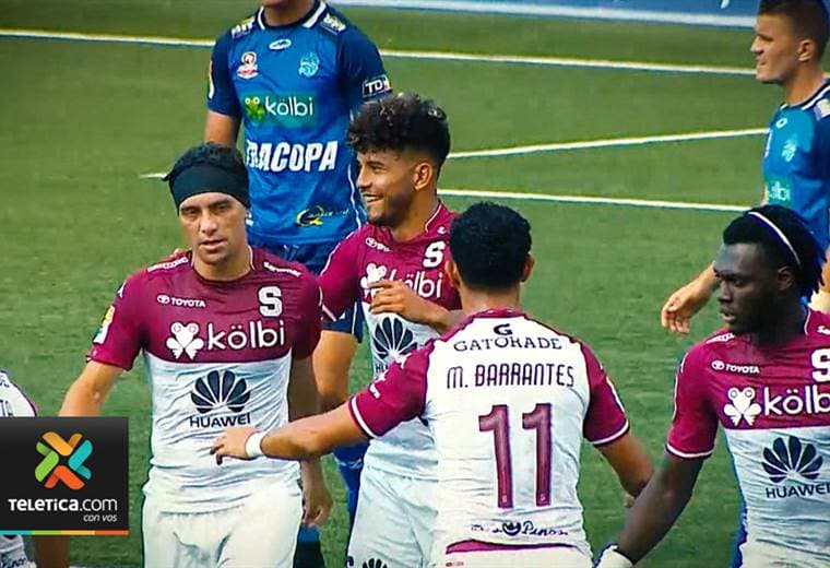 Vladimir Quesada espera llegar al debut en Concacaf con la mejor versión del Saprissa