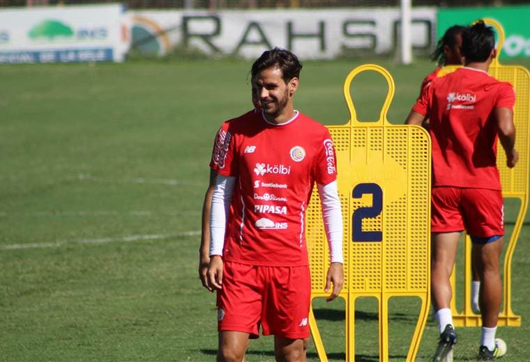 Entrenamiento de la Selección Nacional.|Fernando Araya