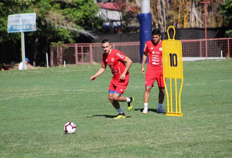 Entrenamiento de la Selección Nacional.|Fernando Araya