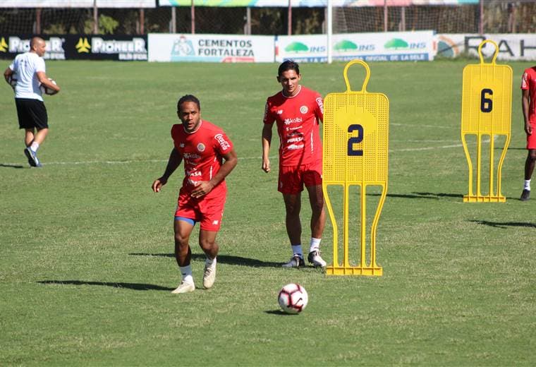 Entrenamiento de la Selección Nacional.|Fernando Araya