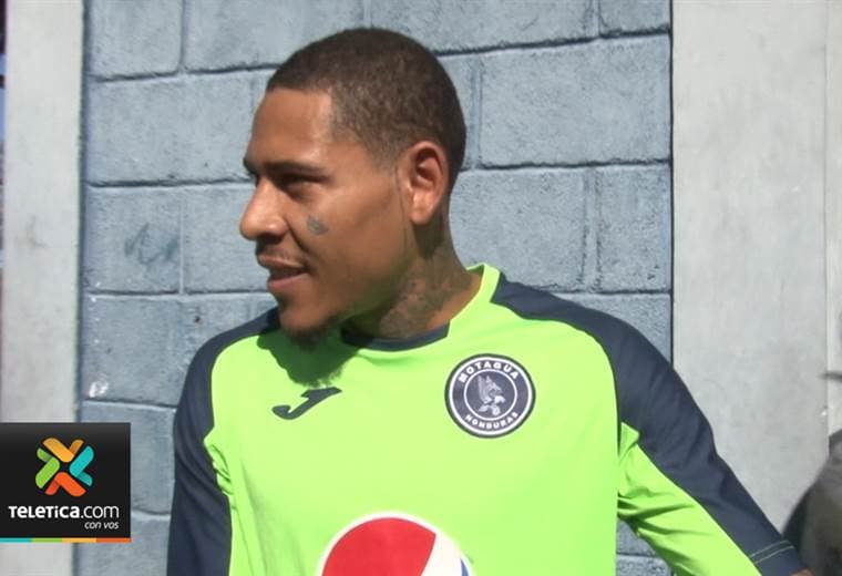 Henry Figueroa presentará papeles para permiso de trabajo el lunes