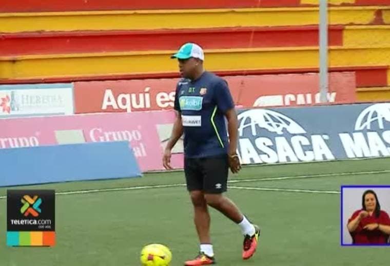 Mynor Escoe es ficha de Herediano mientras Waylon Francis está en conversaciones