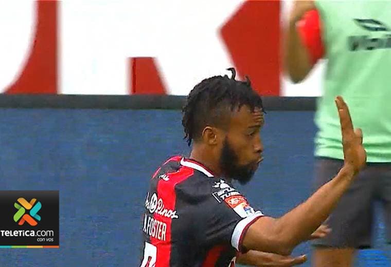 Maalique Foster espera conocer su futuro en el fútbol nacional