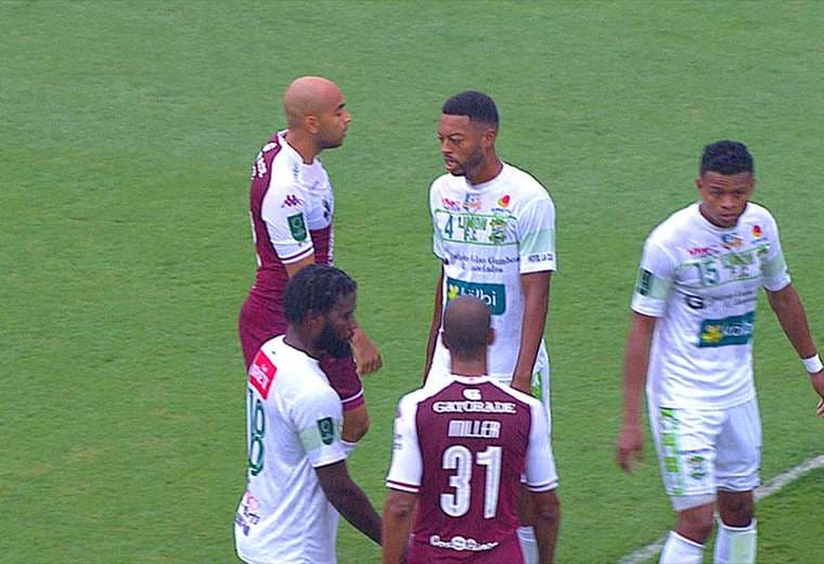 Saprissa vs Limón FC.
