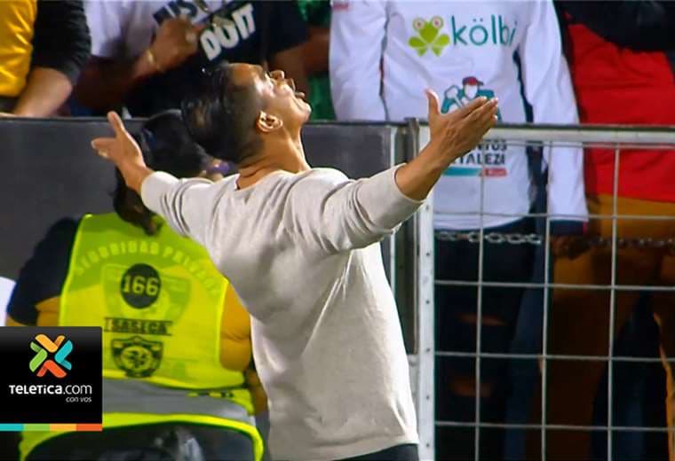 Wálter Centeno y Andrés Carevic llegarán al clásico nacional en su mejor momento