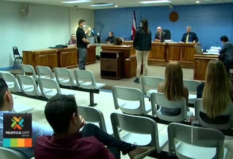 Mujer acusada de matar a sus hijos en incendio aseguró que ella más bien hizo lo posible por rescatarlos