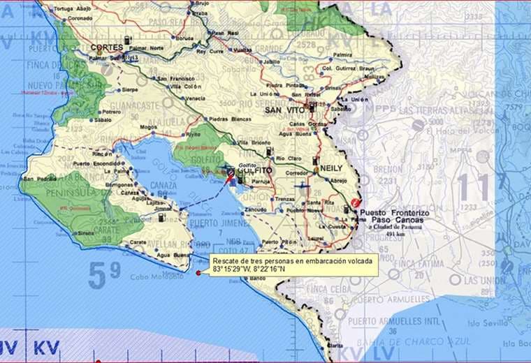 Tres hombres fueron rescatados por Guardacostas tras naufragio en Golfito
