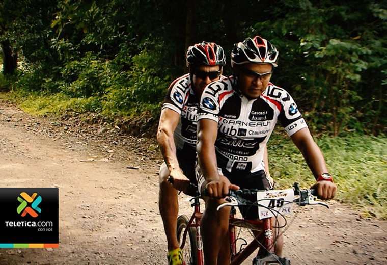 Carlos ciclista no vidente