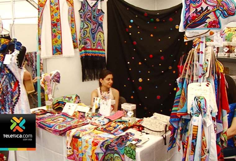 Experta ofrece consejos para lograr emprender un negocio con poco dinero