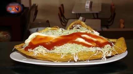 Empanadas gigantes en el centro de Churuca