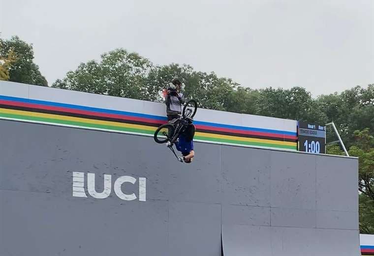 kenneth Tencio durante el Mundial en China donde clasificó a Tokio 2020