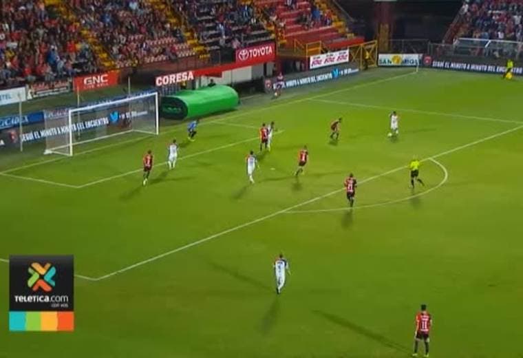 Alajuelense busca ganar su primer partido en el Morera Soto en el presente torneo