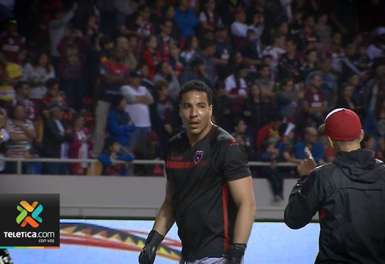 Alvarado tiene 45 dias de haber firmado con la liga