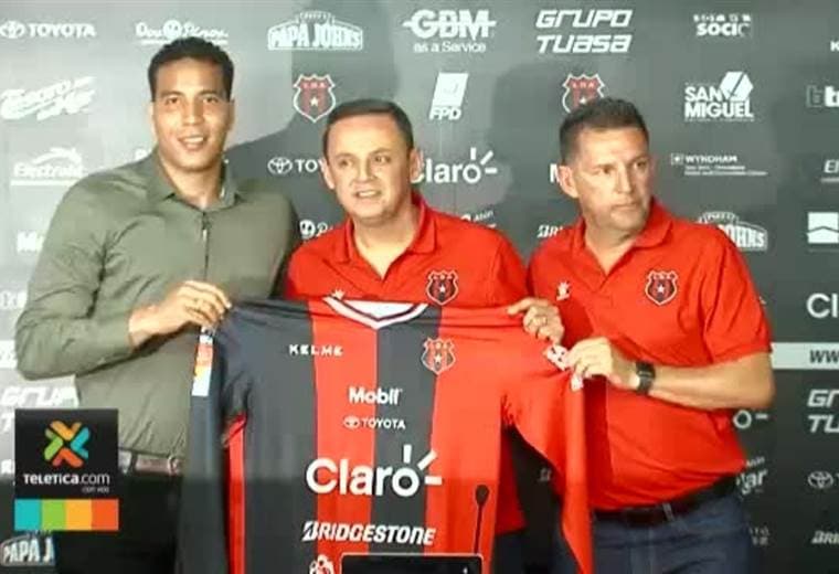 Aarón Cruz y Patrick Pemberton se adueñaron de la portería de sus equipos de manera inesperada