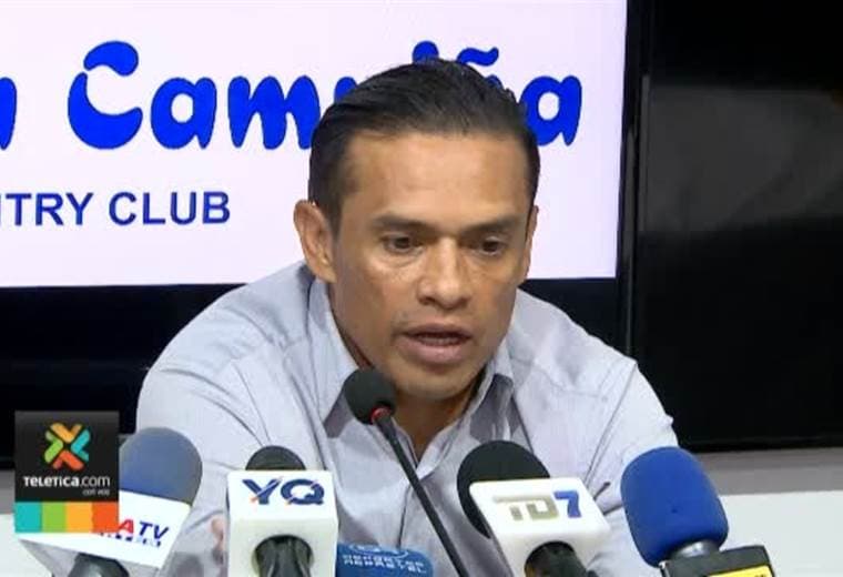 Centeno suma 7 puntos con Saprissa en sus primeros tres juegos.