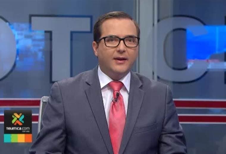 Volcán Turrialba tuvo un día de mucha actividad