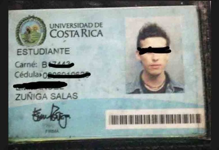 Joven estudiante rayó escultura de Jiménez Deredia en San José