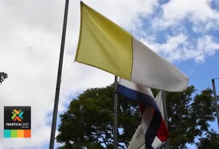 Nunciatura apostólica ya habría enviado segunda denuncia contra arzobispo Quirós por encubrimiento