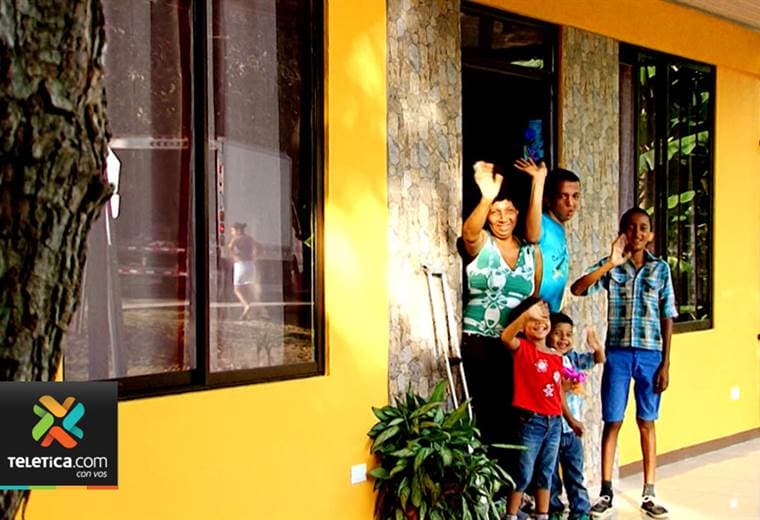 Sueños de Navidad logró cumplir la meta de casa nueva para 10 familias en diciembre anterior