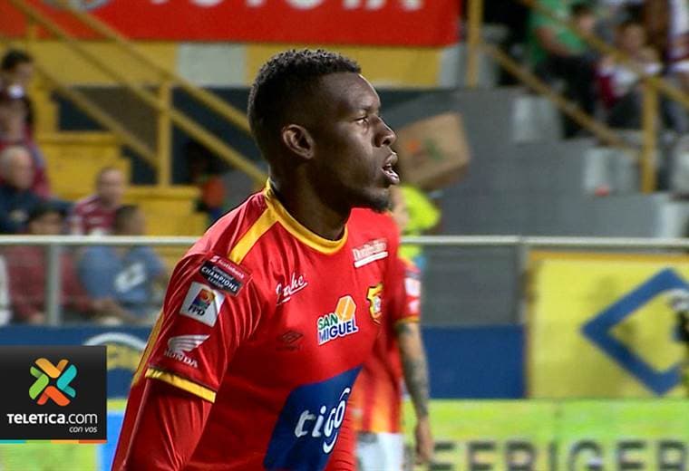 Herediano ya analiza los sustitutos de sus jugadores sancionados