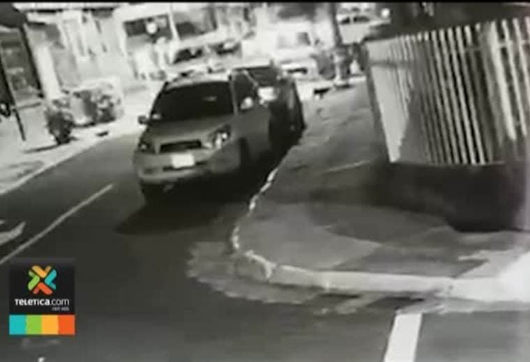 Cada dos horas tachan un vehículo en Costa Rica