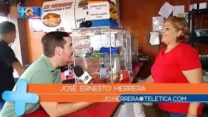 En Siquirres todos tienen que ver con las Patinadas.  La verdad el nombre no tiene que ver nada pues cualquiera imagina una patineta gigante, pero al contextualizar un poco entenderemos que viene del Pati.  La creadora es una señora quién un día quiso hacer un pati más grande, tuvo aceptación suprema y hasta decidió patentizarlo.  Hoy por hoy tiene dos puntos de venta, en Siquirres y Guápiles y la verdad, se hace colas de personas por comprar.