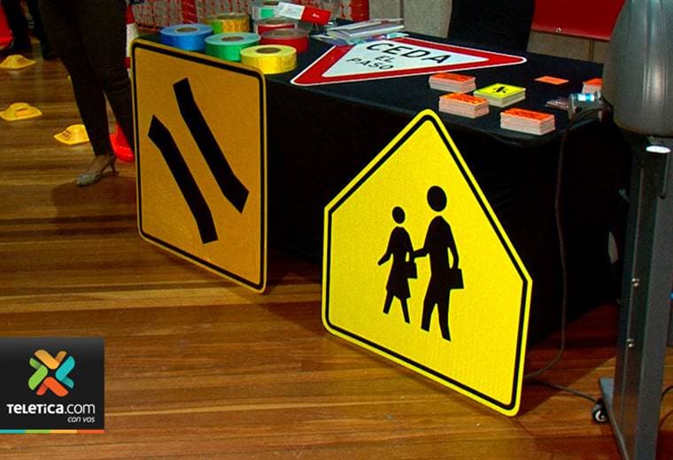 Nuevas normas pretenden mejorar la seguridad de las personas en carreteras