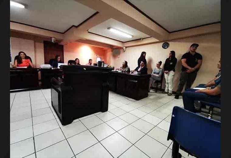 Condenan a 16 años de cárcel a cuatro mexicanos por asalto a joyería en Multiplaza Escazú