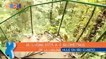 Se imagina conocer en un mismo lugar 8 cataratas que le dan por nombre al lugar de ''Paraíso Manantial'' y ademas a 6 kilómetros  de la Laguna Hule, pues bueno gracias a la visión de Carlos Mario Chacón usted puede disfrutar en familia o con amigos de este contacto  con la naturaleza