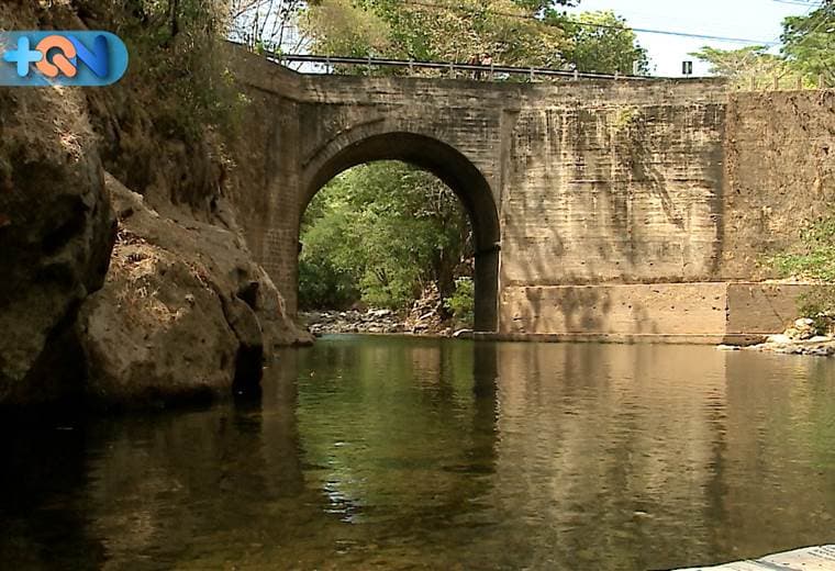 A darse un chapuzón en el Río Damas