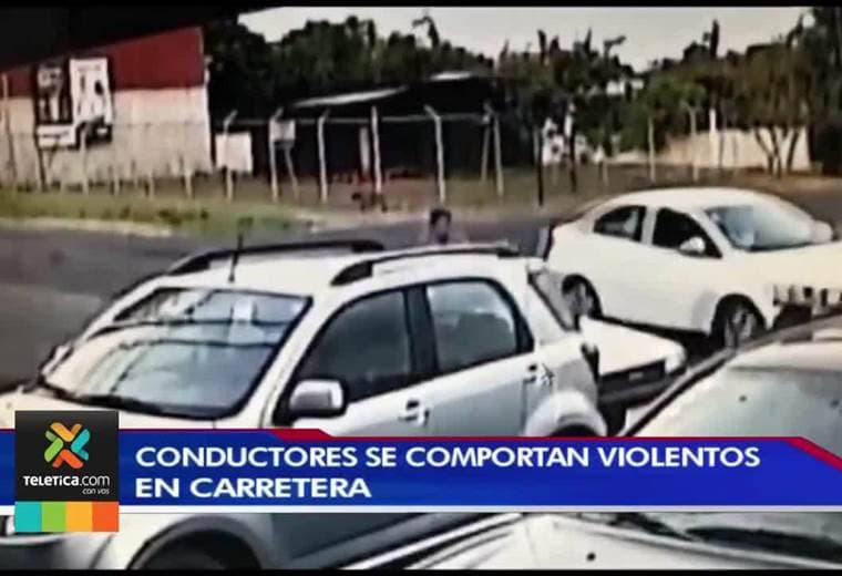 Estrés, deudas y problemas familiares ocasionan que choferes actúen violentamente, según psicólogos