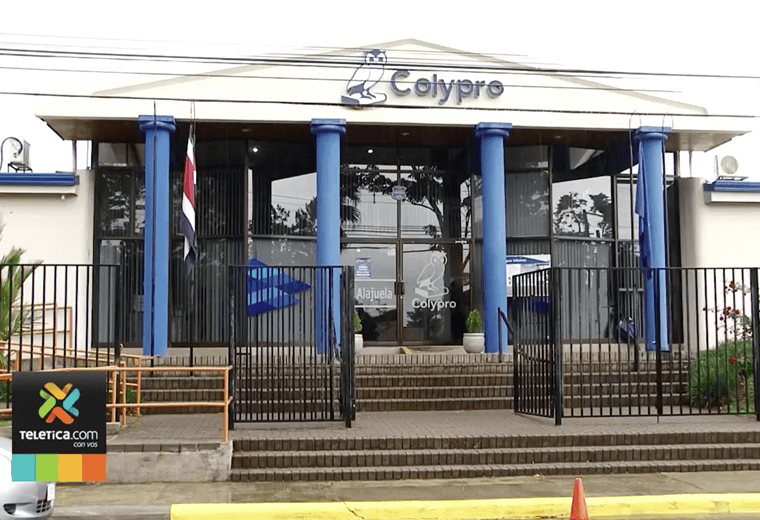 Más de 3500 profesionales ejercen la educación sin estar incorporados al Colypro