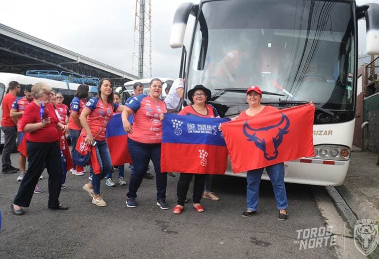 Afición sancarleña previo al juego ante Saprissa | Prensa San Carlos