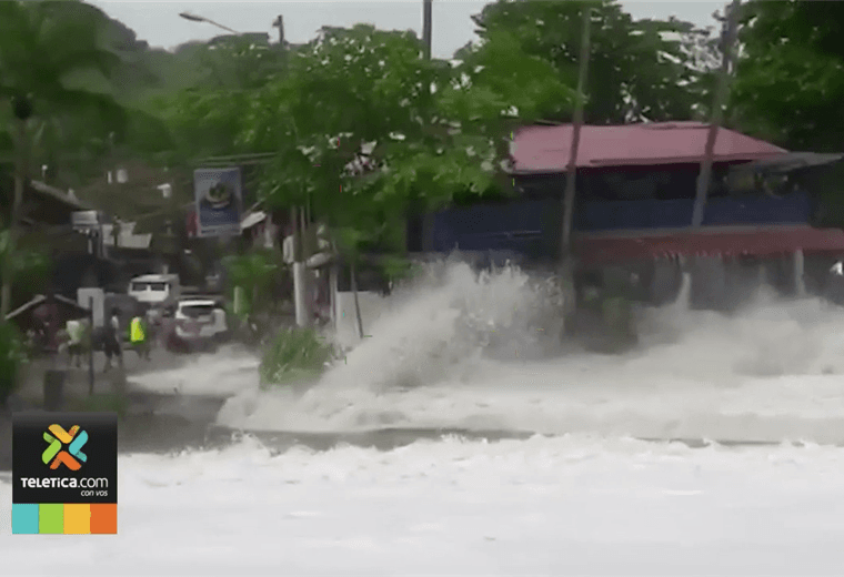 Fuerte oleaje y marejadas volverán este martes en playas de la Zona Norte