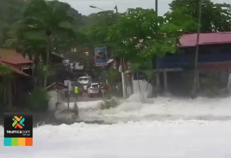 Fuerte oleaje y marejadas volverán este martes en playas de la Zona Norte