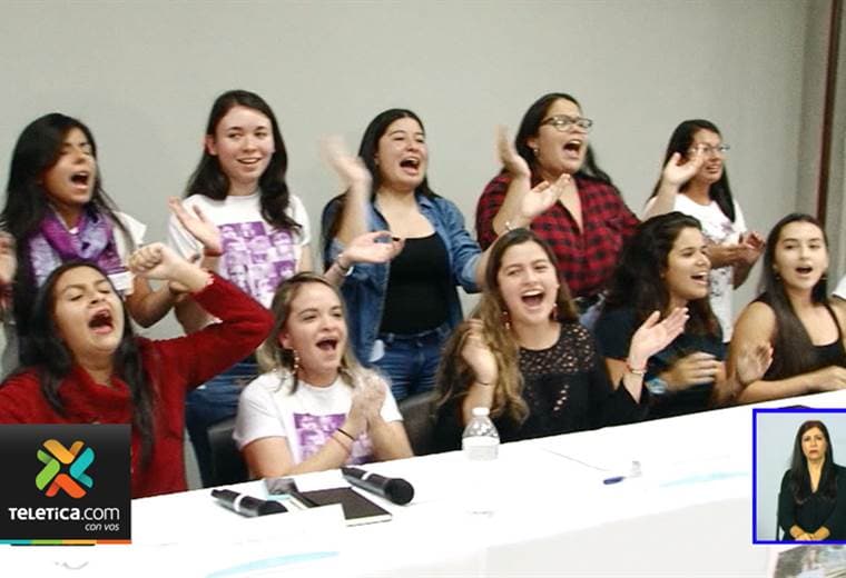 Universitarias exigen conocer nombre de profesores sancionados por acoso y hostigamiento sexual