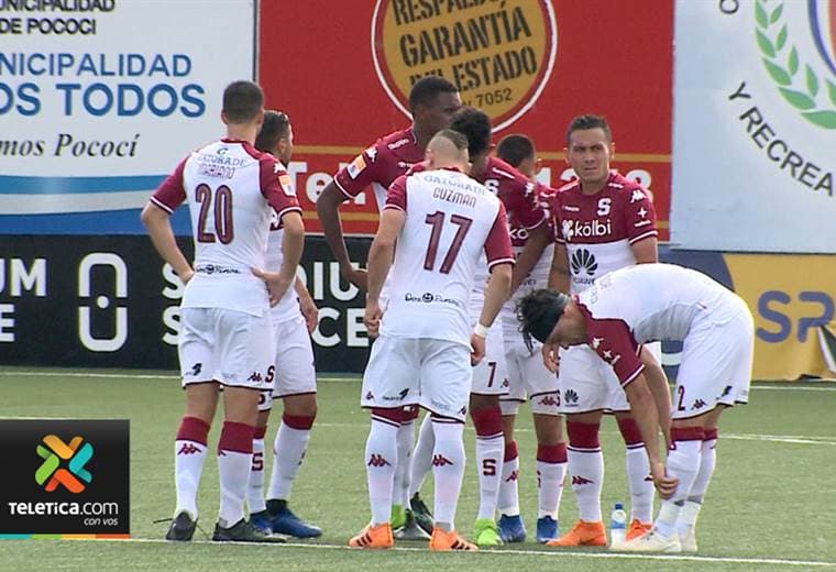 Saprissa tuvo 10 parejas de centrales en el último año