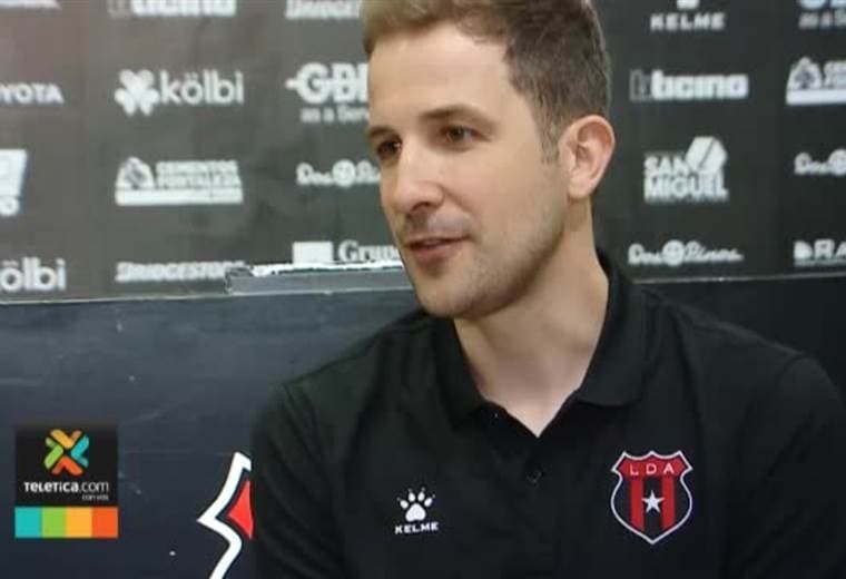 Intercambio de jugadores entre Alajuelense y Herediano se puso de moda