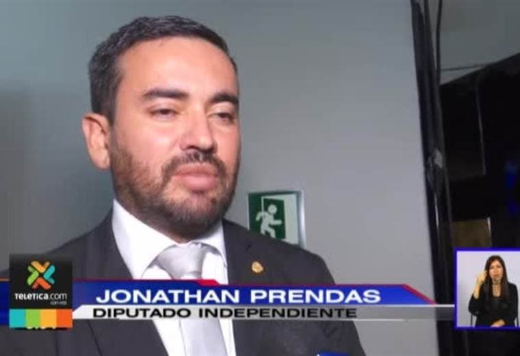 Diputados llenaron de críticas el primer informe de Carlos Alvarado en la Asamblea Legislativa