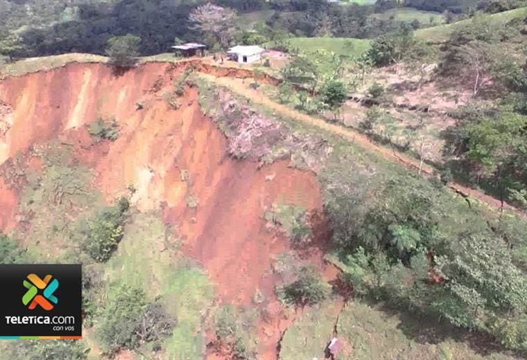 CNE inspeccionó los más de 70 deslizamientos activos en 23 cantones del país