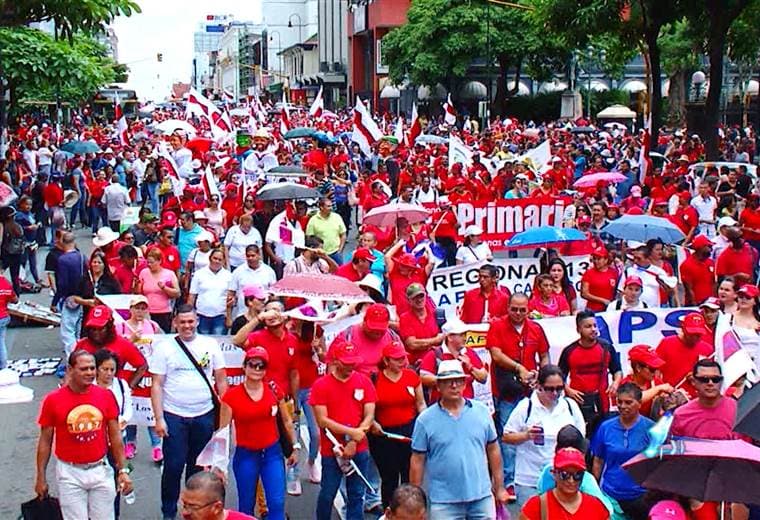 Debate: ¿Más limitaciones a la huelga?