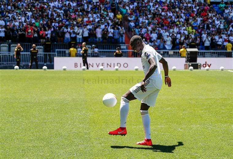 Mendy, nuevo lateral del Real Madrid | realmadrid.com