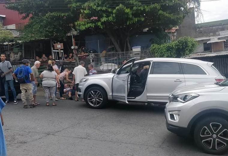 Hombre fue herido de bala este sábado en Cinco Esquinas de Tibás